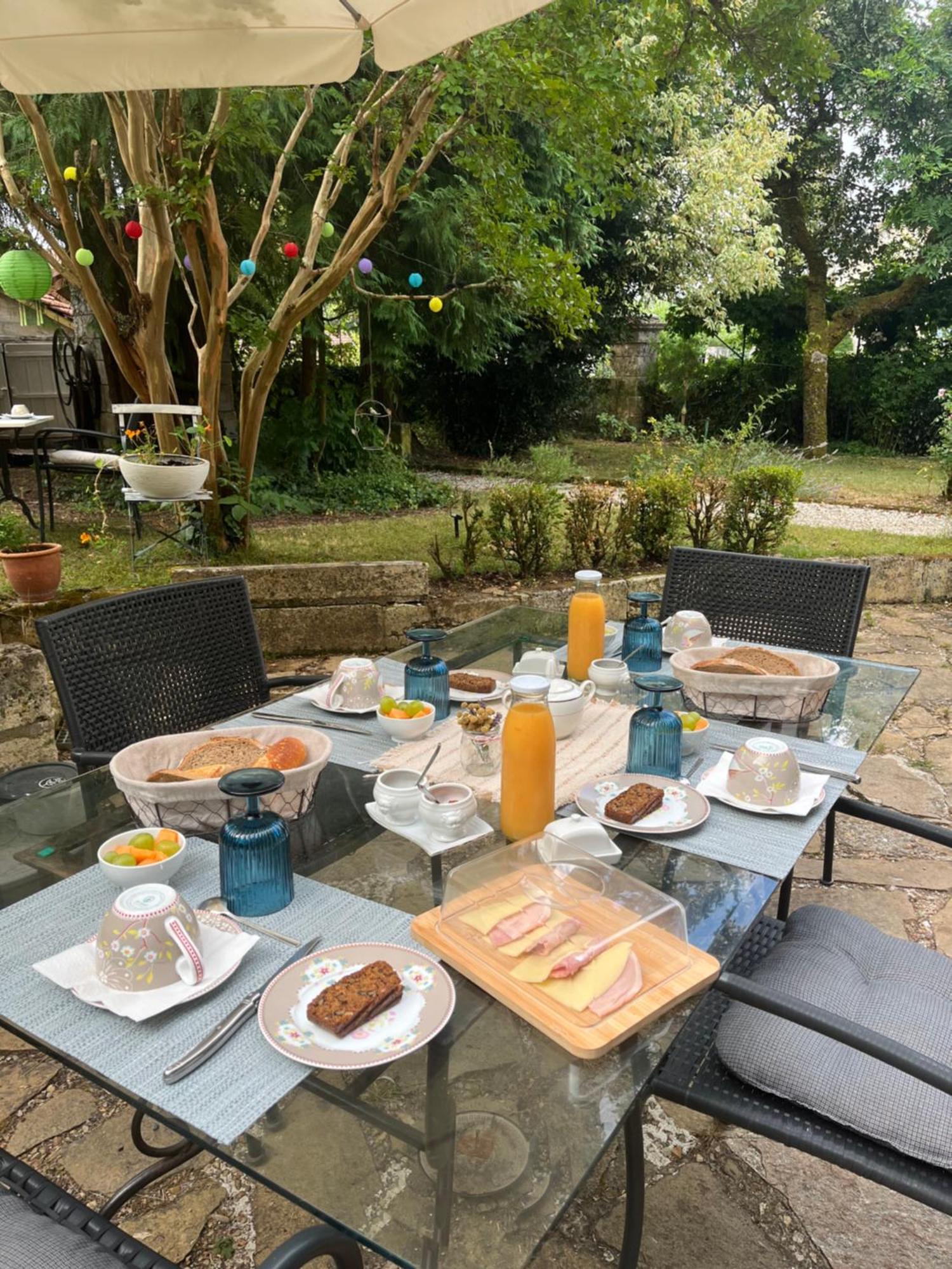 Villa Medicis Brantôme Buitenkant foto