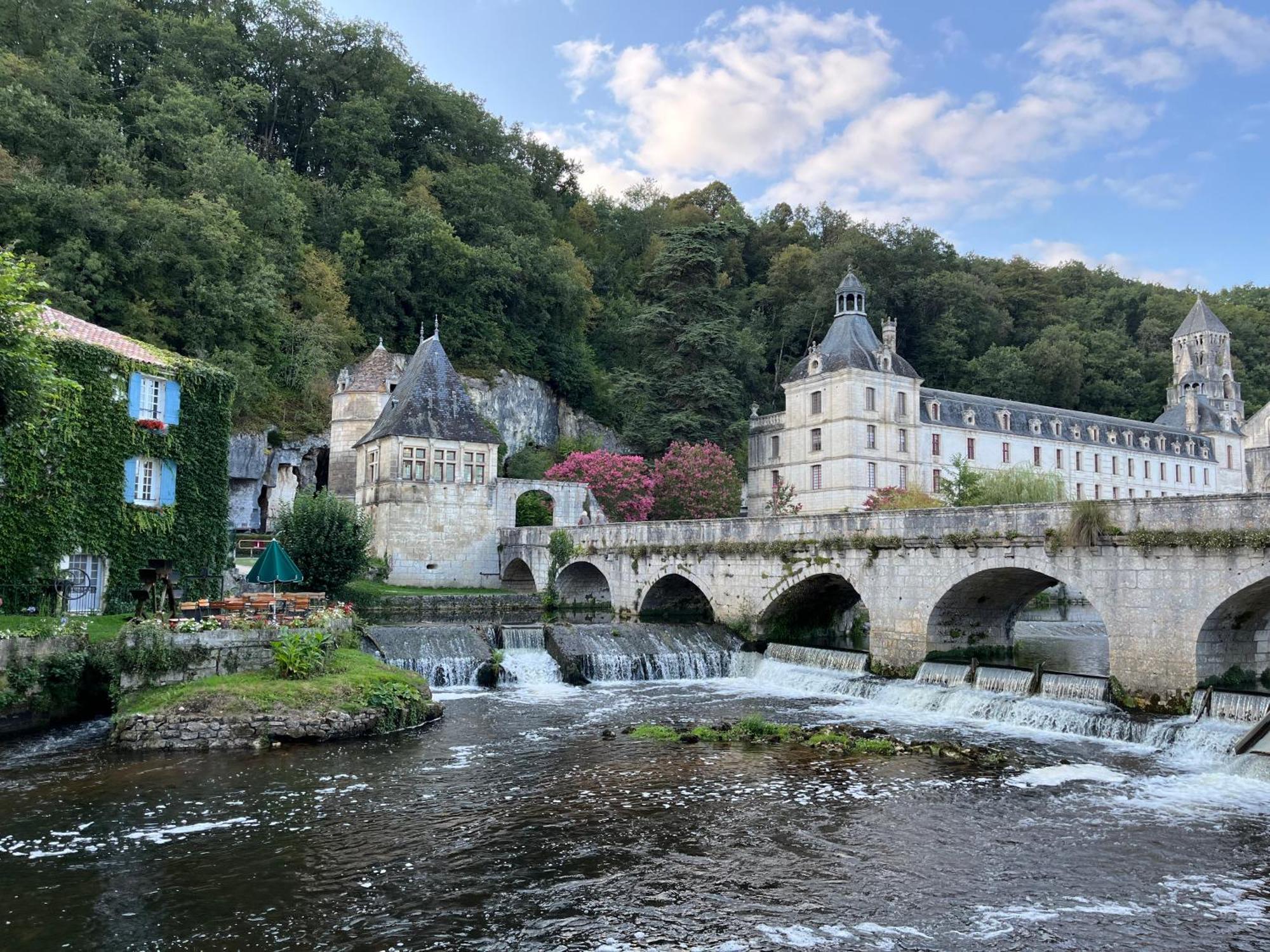 Villa Medicis Brantôme Buitenkant foto
