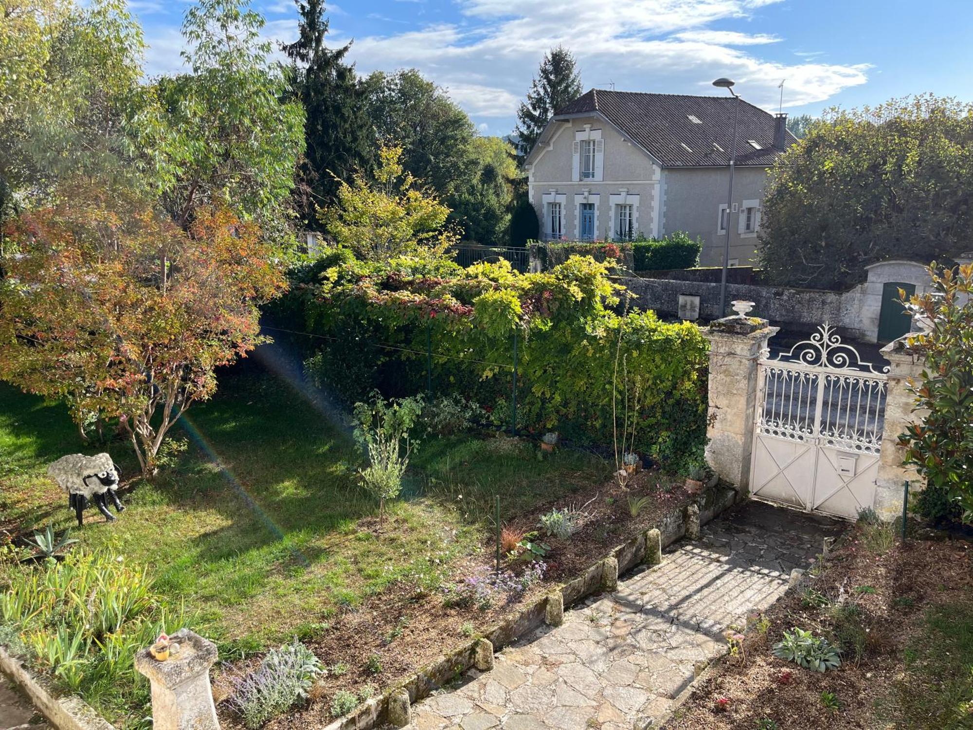 Villa Medicis Brantôme Buitenkant foto